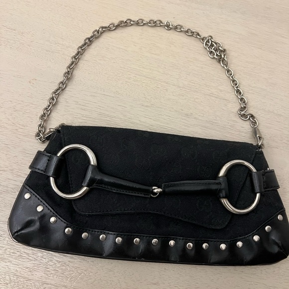 Gucci Black horsebit Leather Shoulder Bag with Silver Chain - Picture 9 of 12